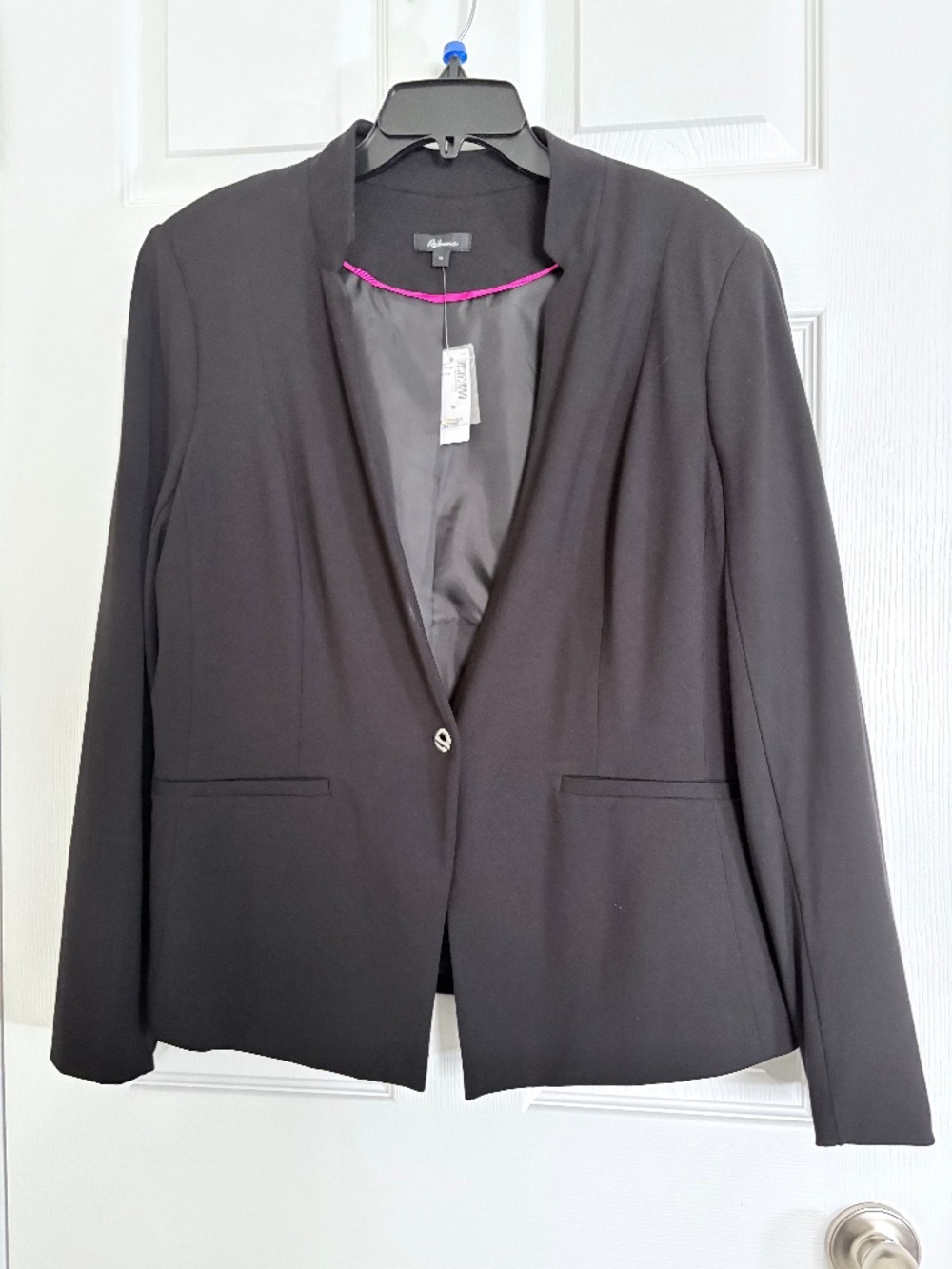 New Reitmans Women's Black Blazer